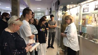 Экскурсия по музейно-выставочной экспозиции «Фронтовая медицинская сестра»